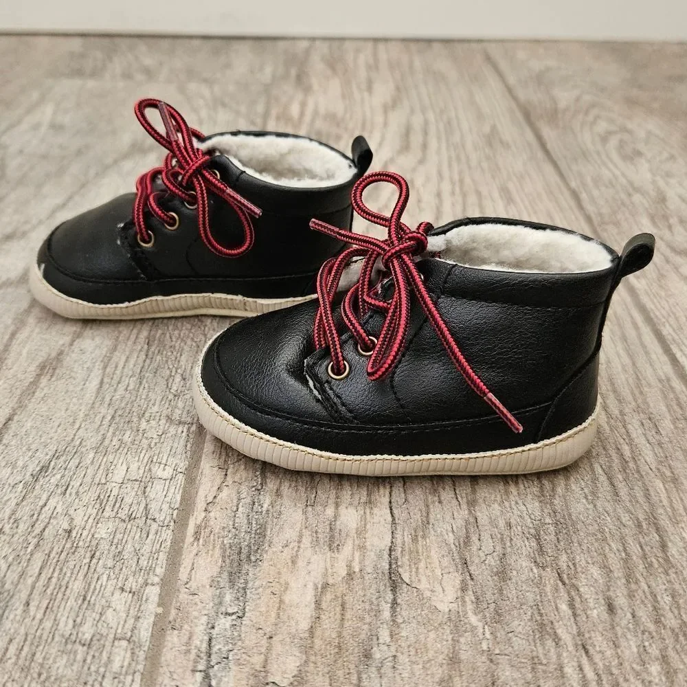 Baby Gap Black Boots Size 6-12M